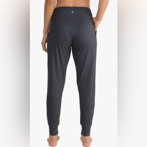 NWT- LOLË Womens Relaxed Fit Joggers 2 Pack Black/Dark Gray - Picture 2 of 7